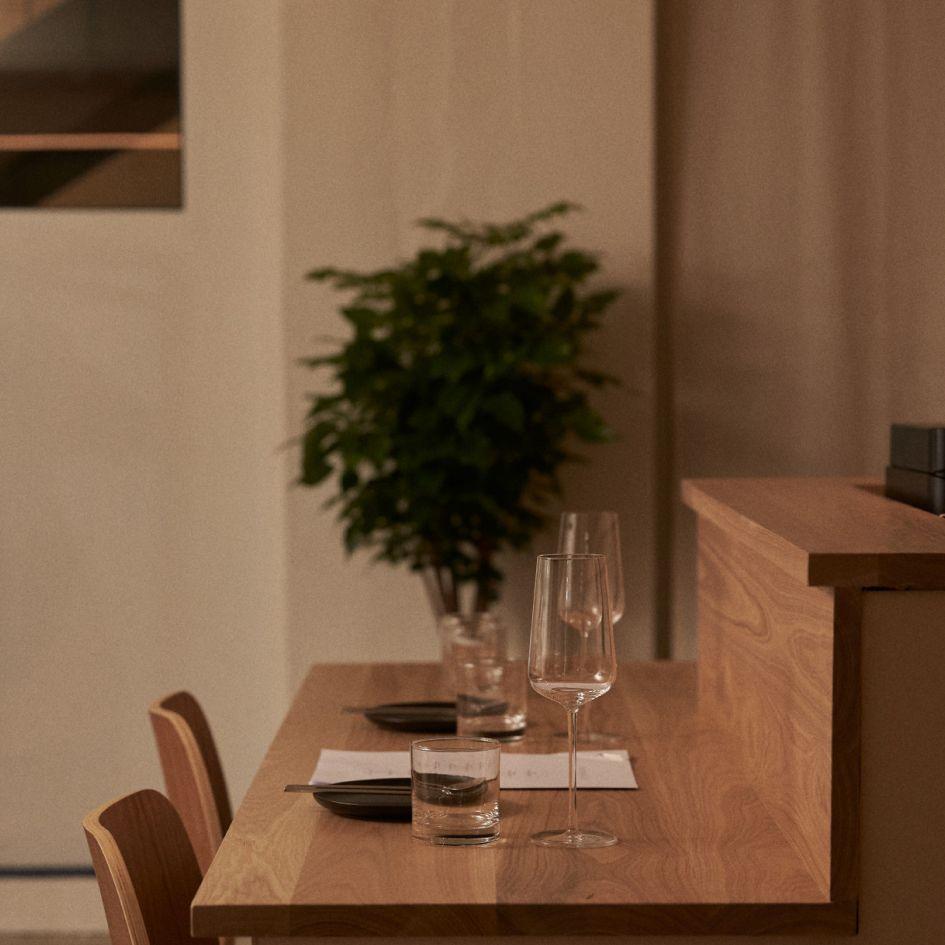 현대인들을 위한 낙원, 파라디